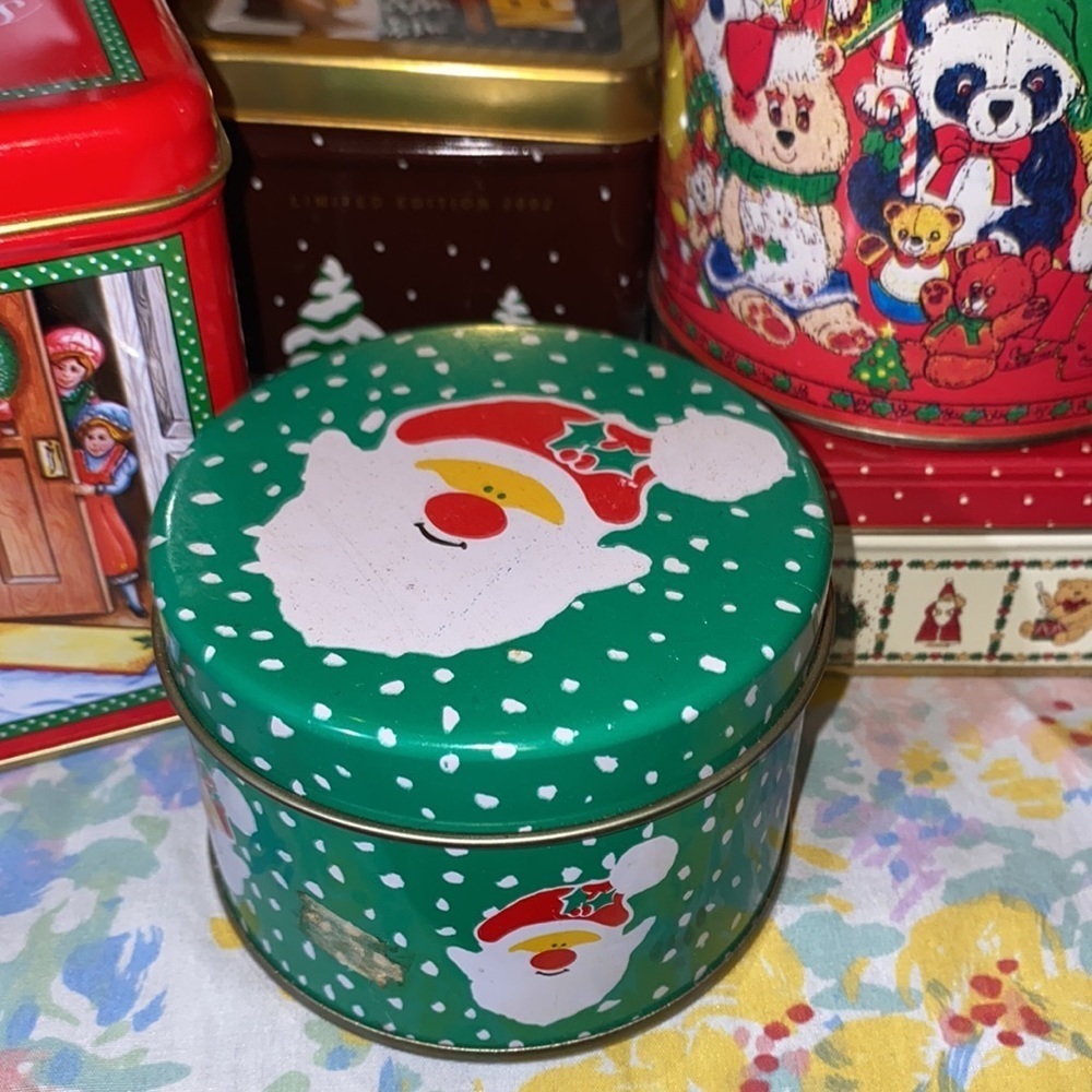 Bundle of 14 Christmas gift boxes 7 gift boxes and 7 tin boxes - Picture 5 of 12